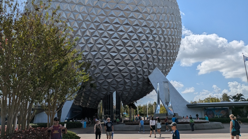 Tip: The Best Days To Go To Disney World If You Want Short Lines